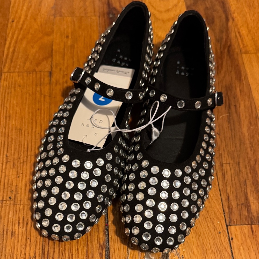 A New Day Issa Flats Women's size